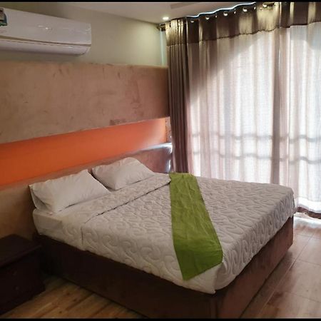 Hak Mall Suites And Apartments Rawalpindi Exterior foto