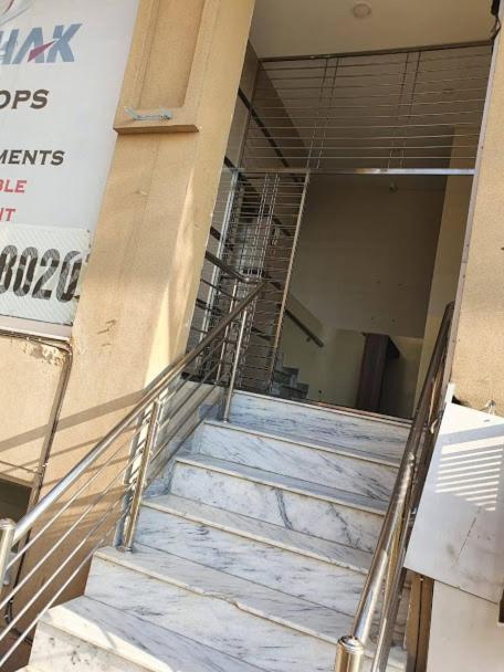 Hak Mall Suites And Apartments Rawalpindi Exterior foto